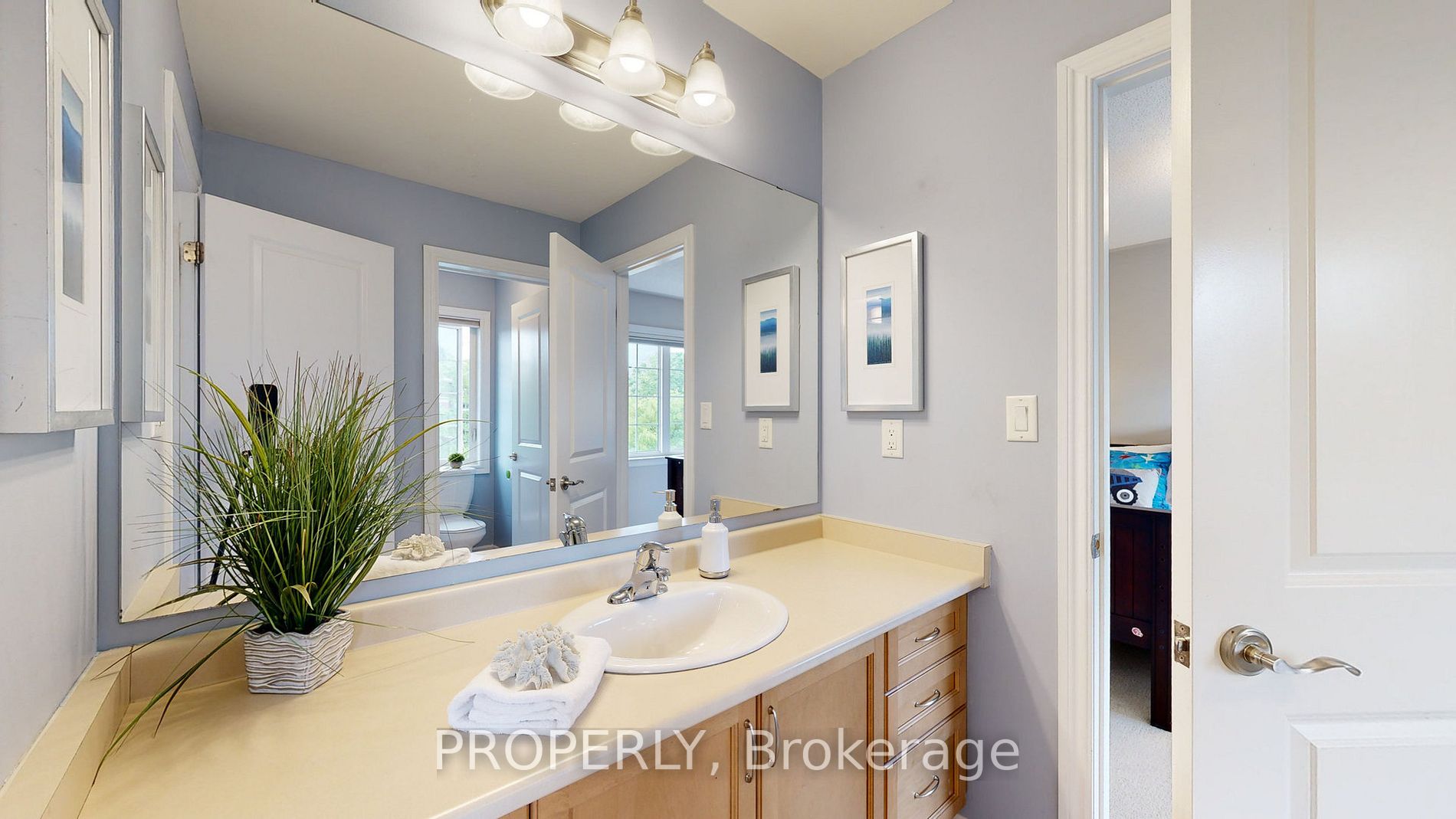 24 Lone Rock Circ