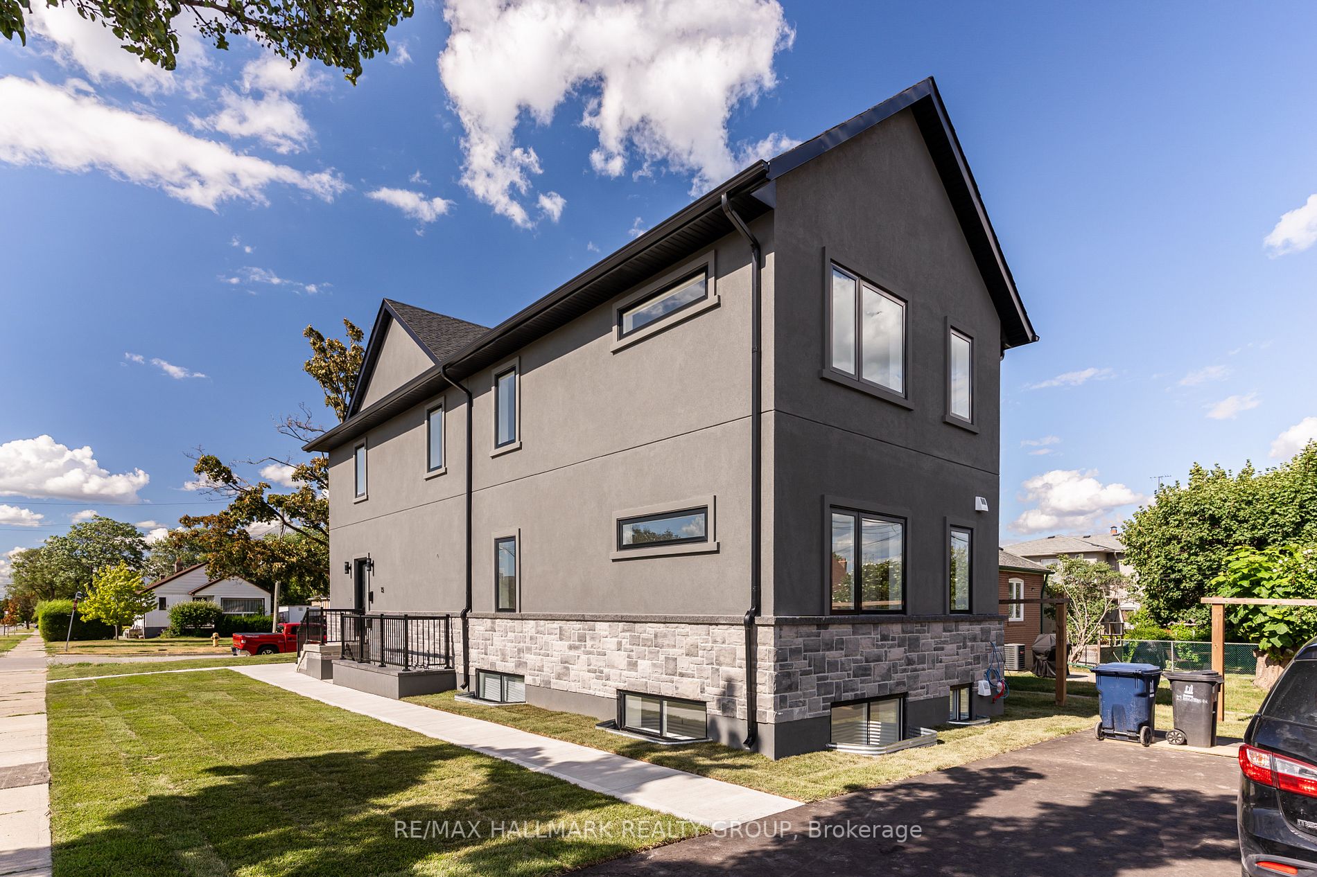 15 Burrard Rd