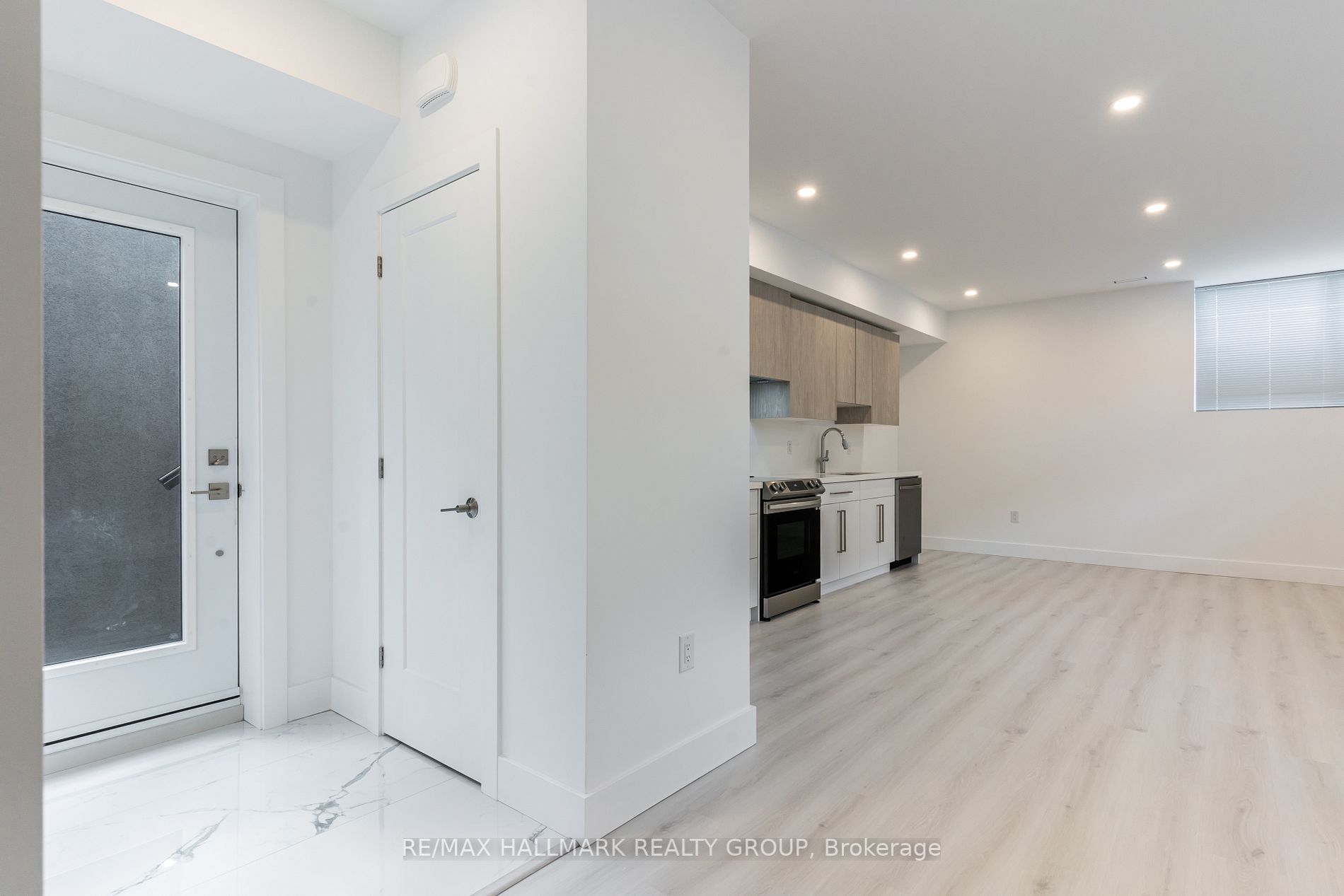 15 Burrard Rd