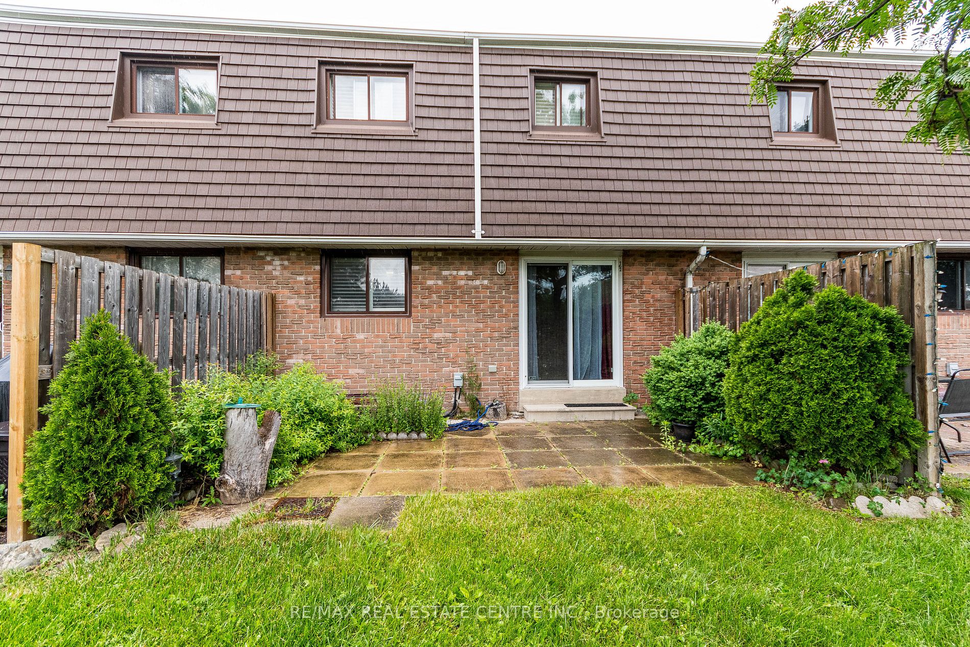 162 Enderby Cres, #162
