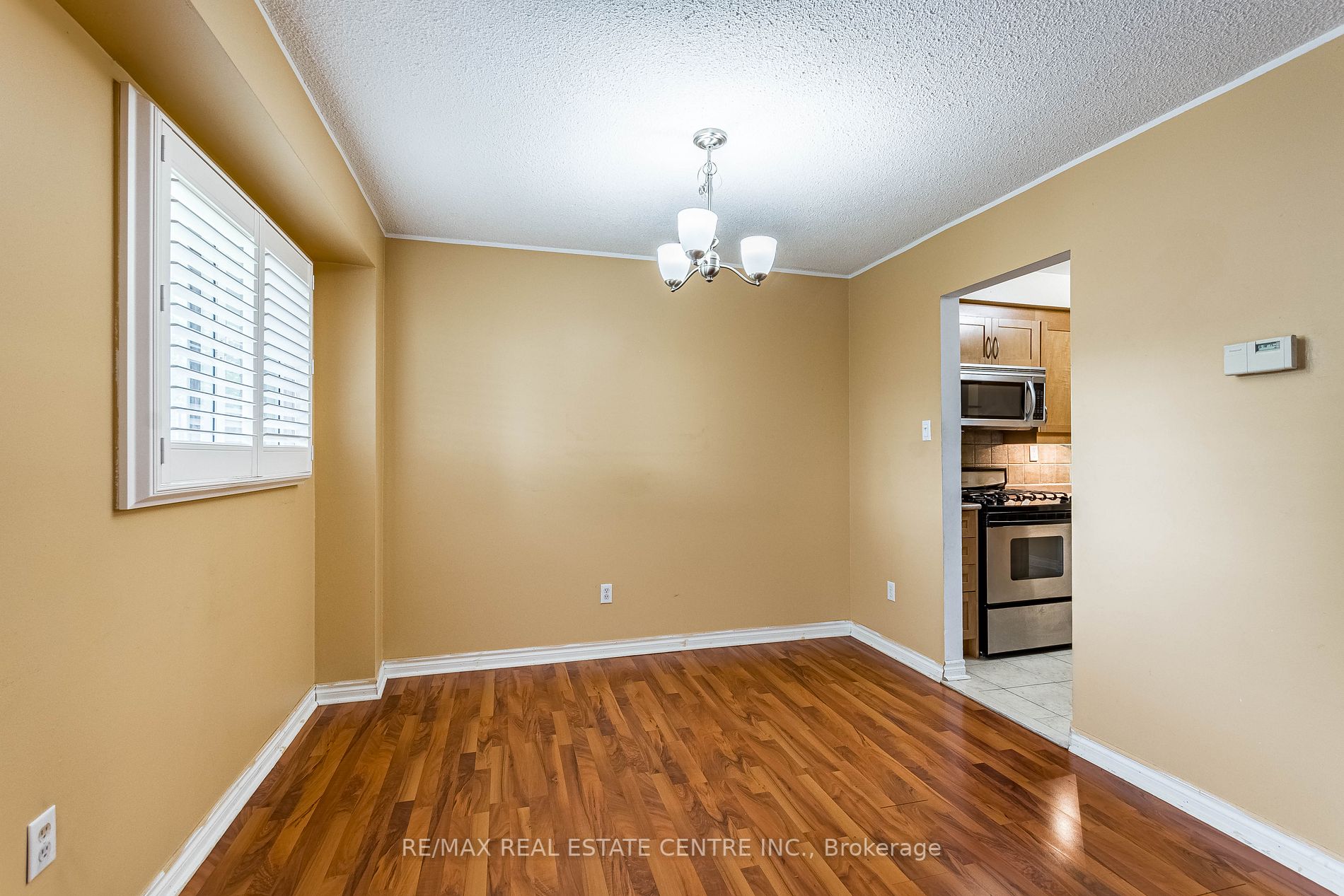 162 Enderby Cres, #162