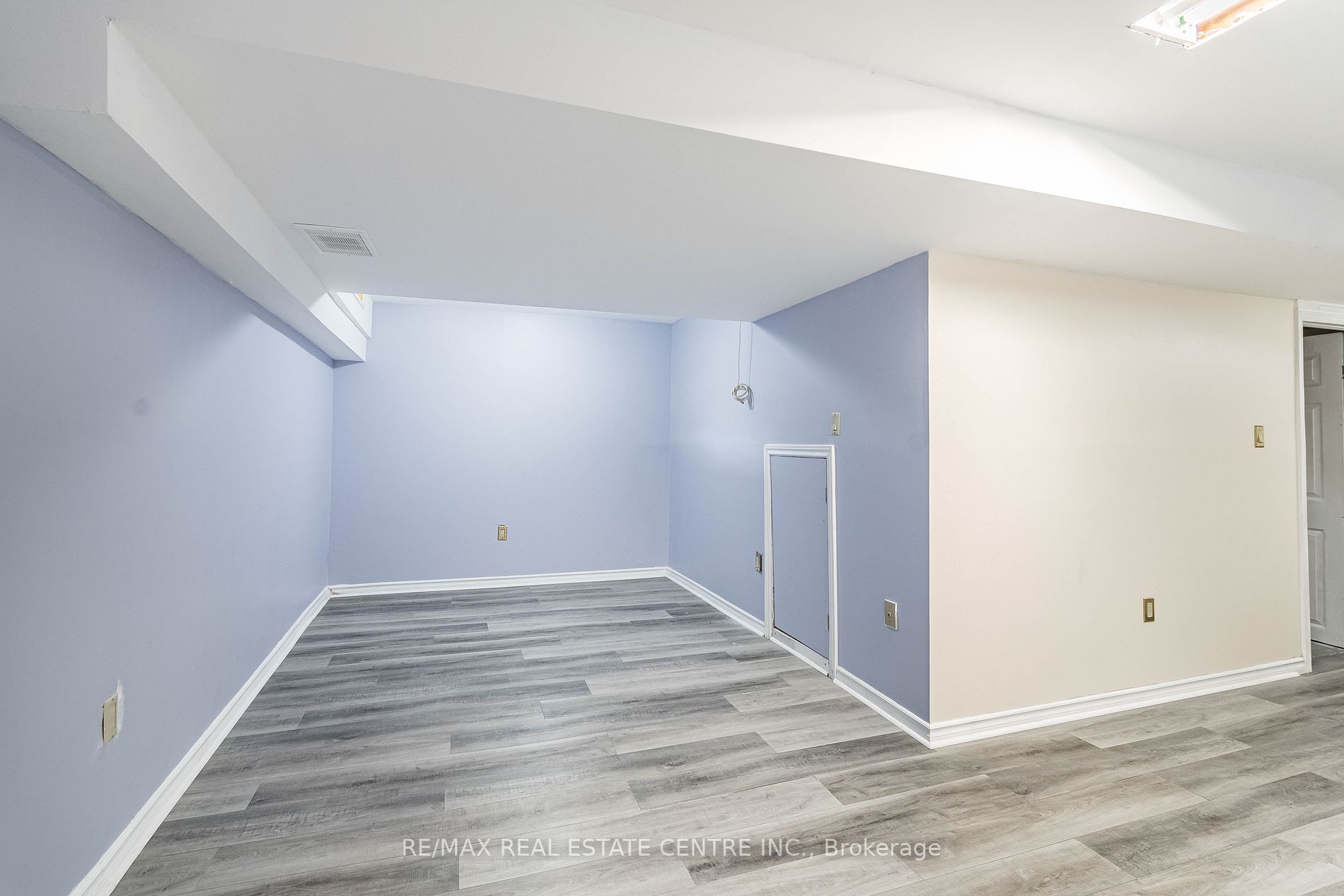 162 Enderby Cres, #162