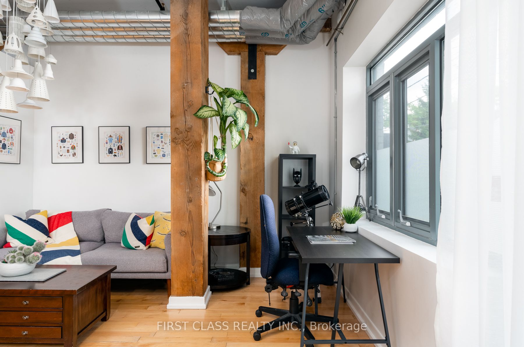27 Brock Ave, #111