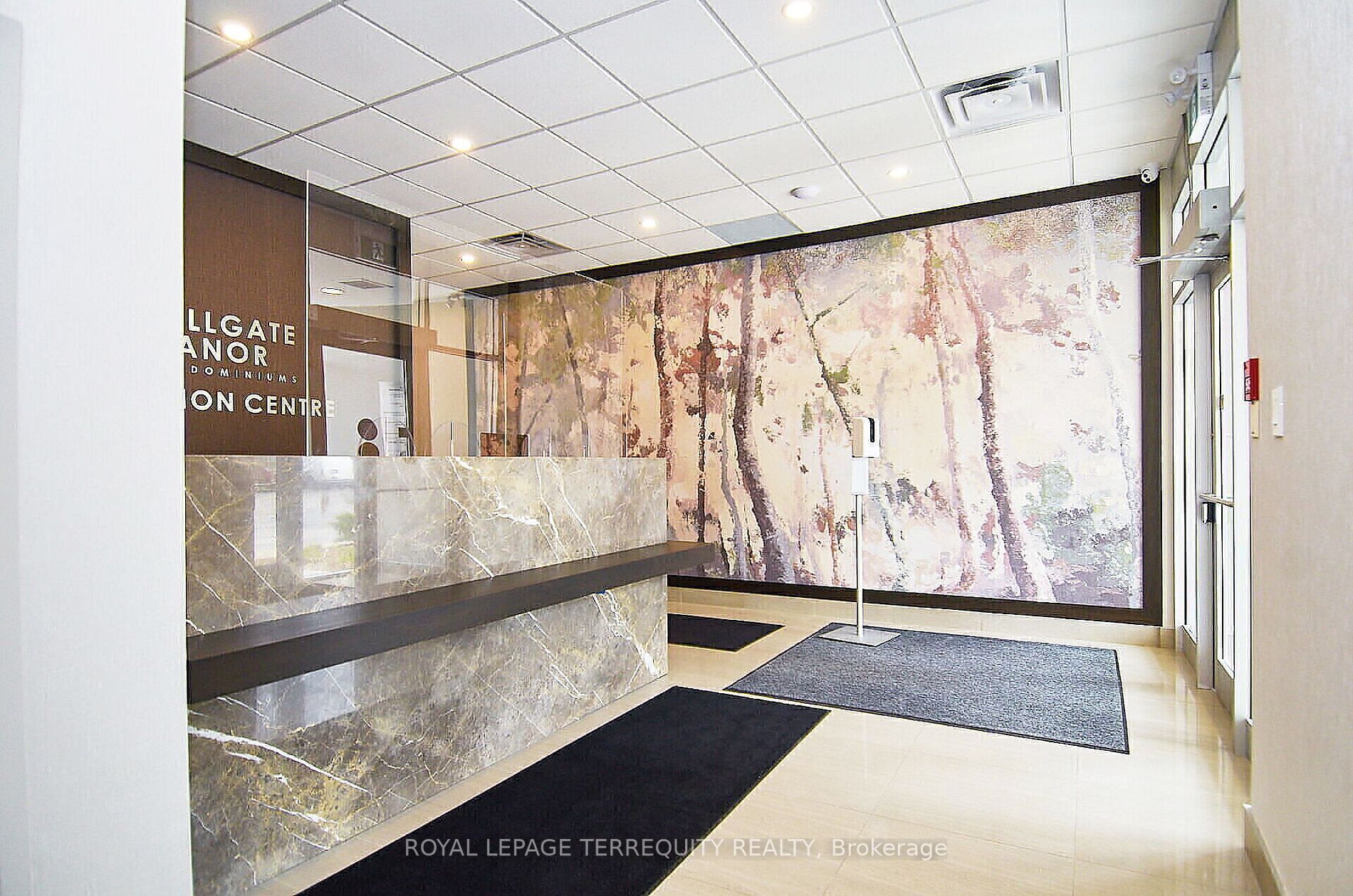 820 Burnhamthorpe Rd, #2310