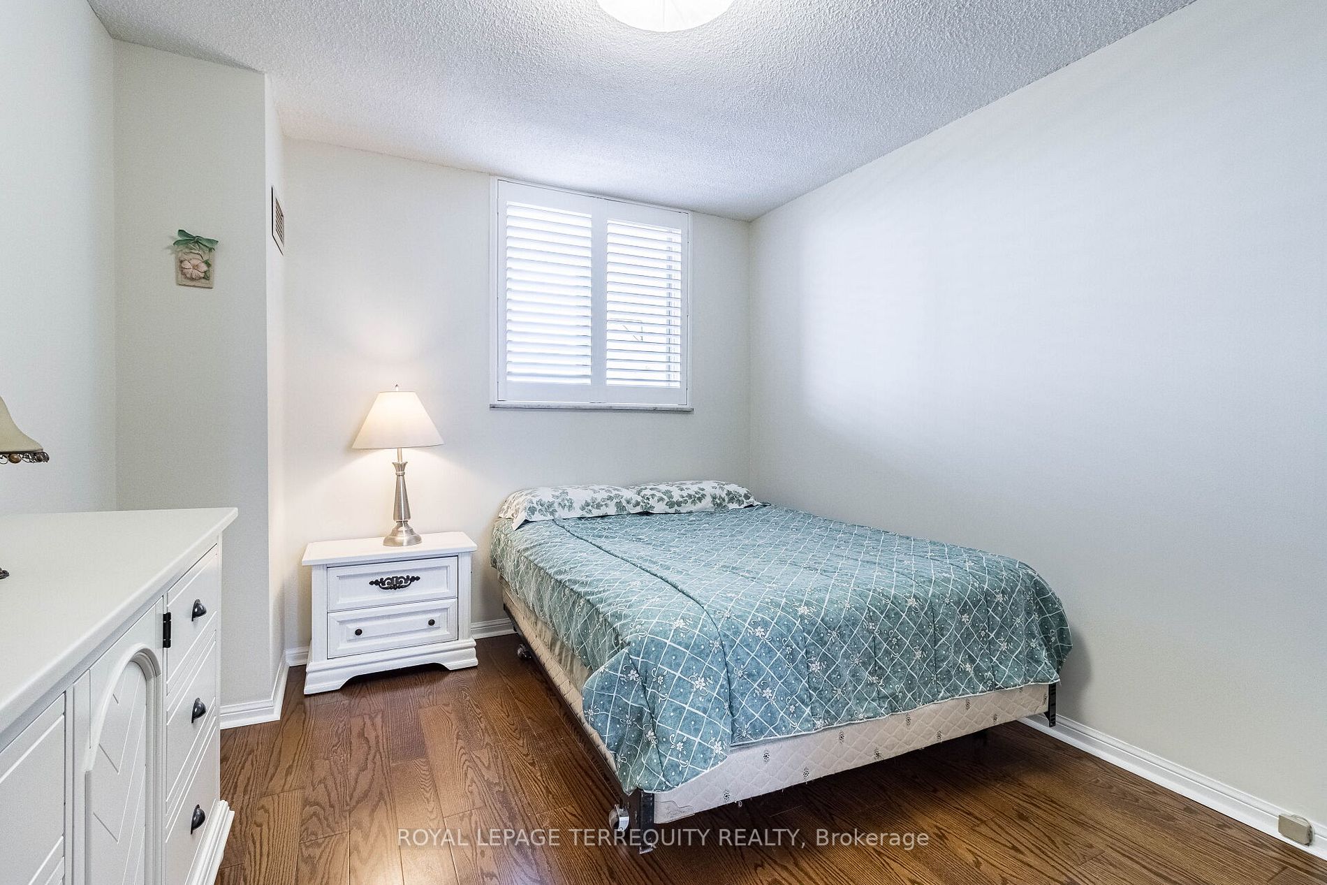 820 Burnhamthorpe Rd, #2310