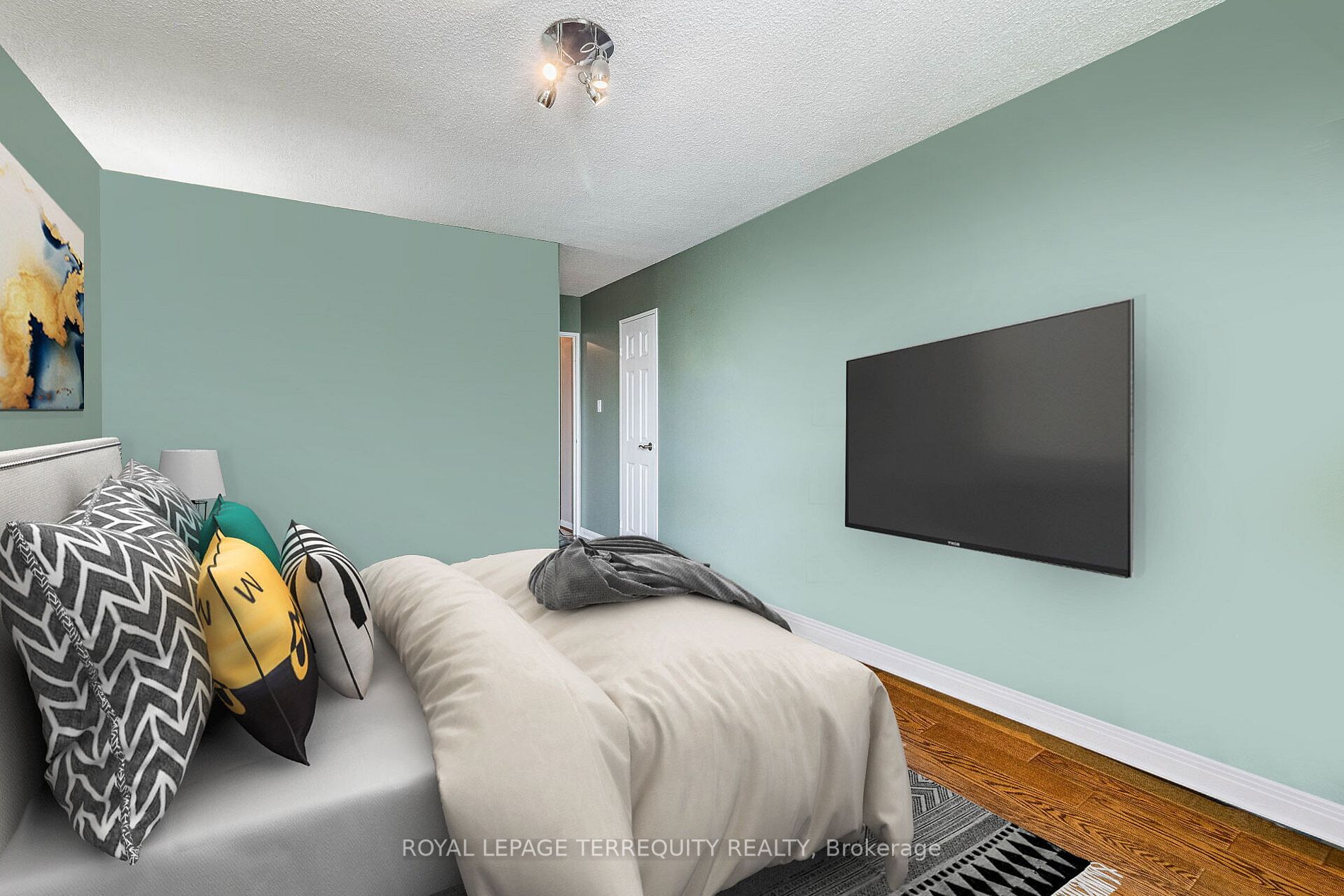 820 Burnhamthorpe Rd, #2310