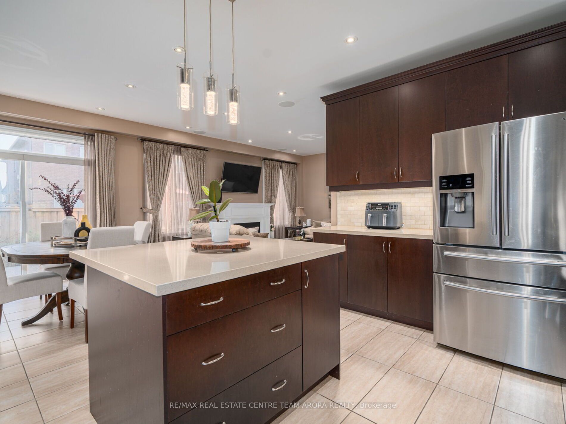17 Blackberry Valley Crescent