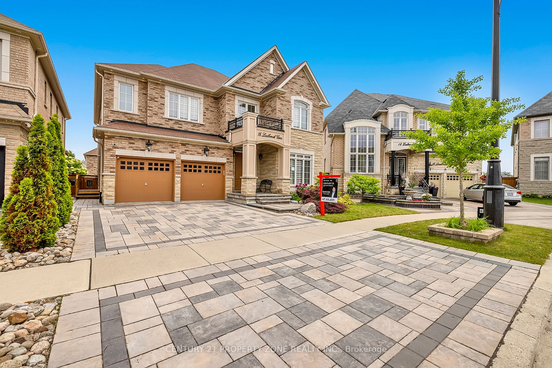16 Ladbrook Cres