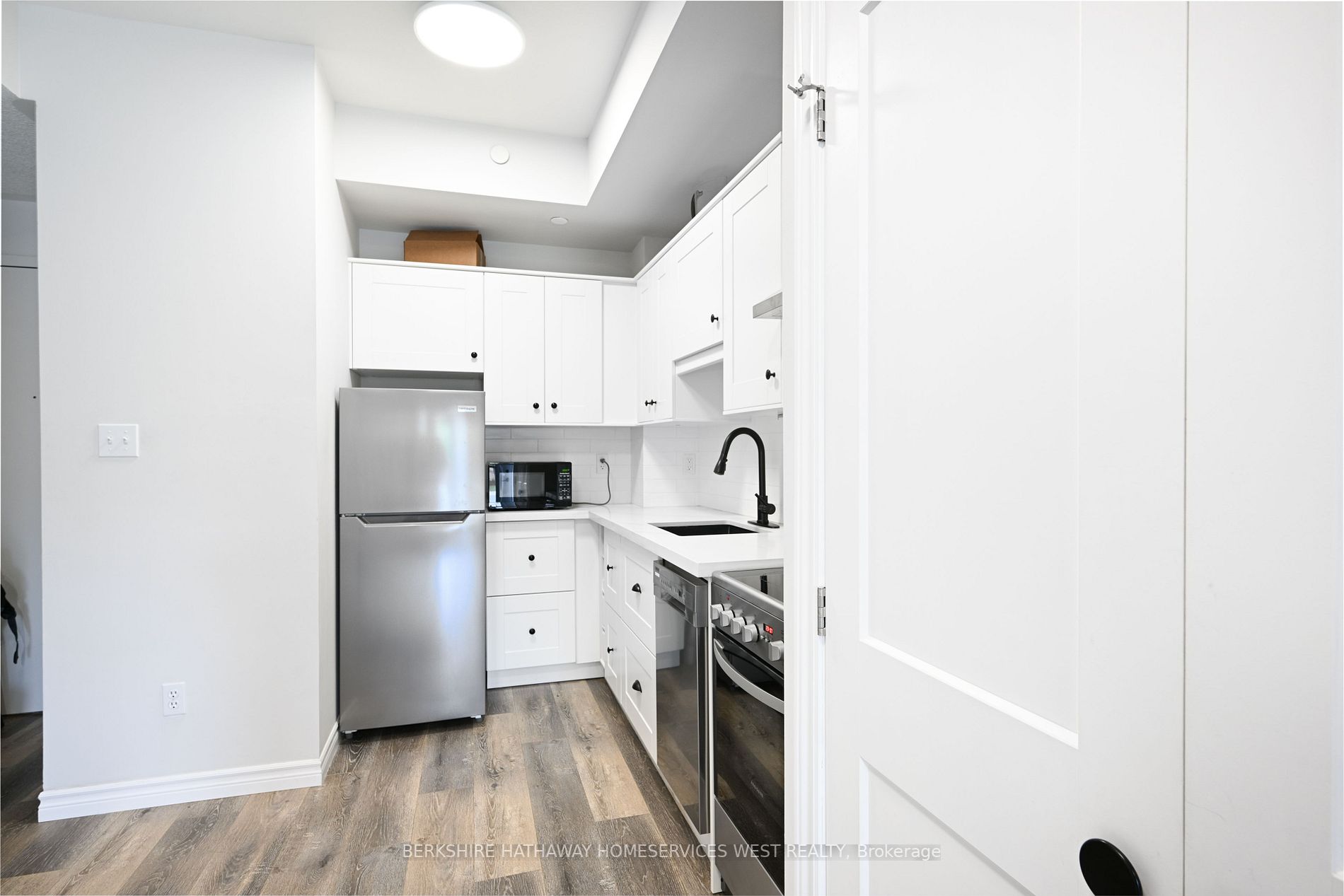 5150 Winston Churchill Boulevard, #107