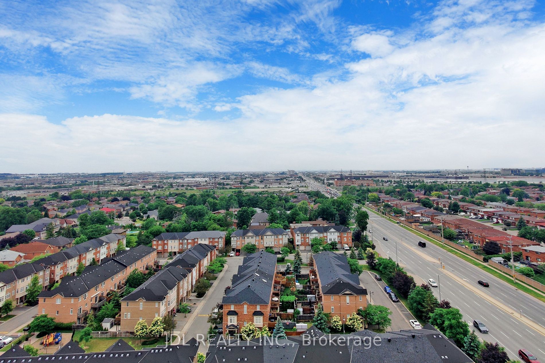 1359 Rathburn Rd E, #1614
