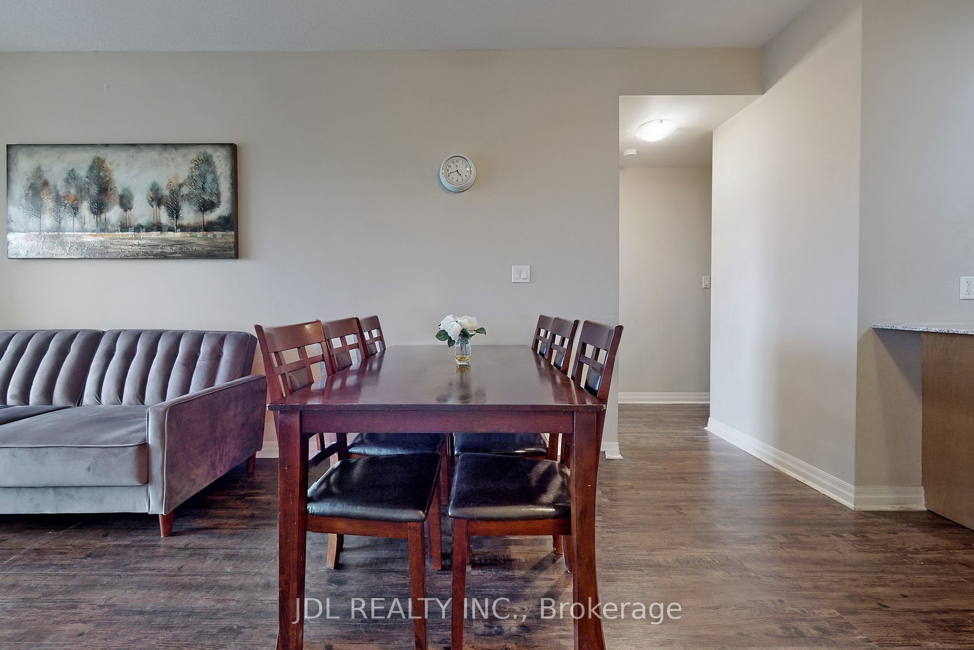 1359 Rathburn Rd E, #1614