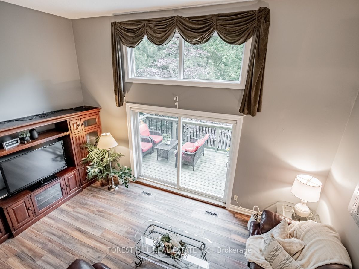 3175 Kirwin Ave, #77