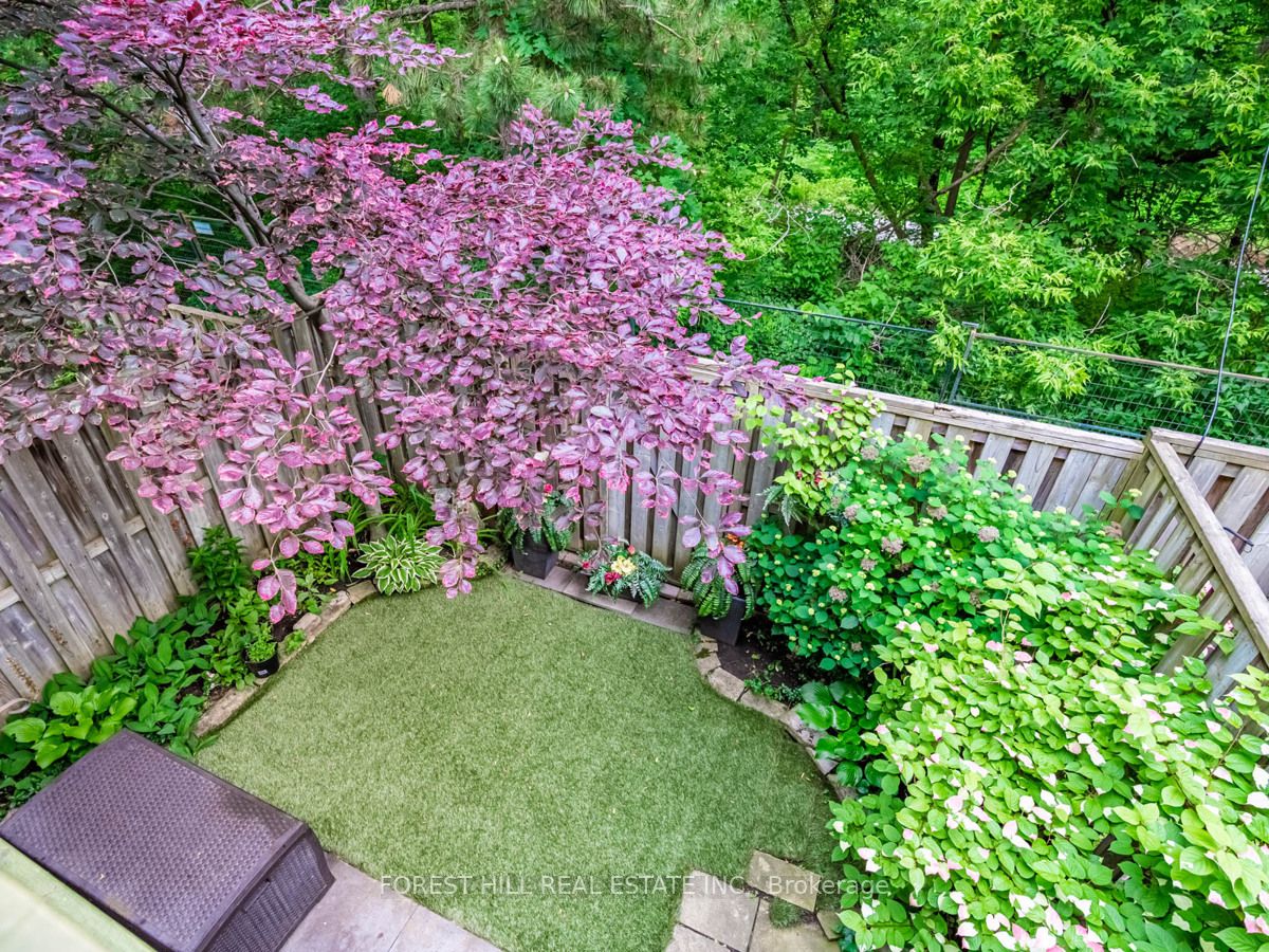 3175 Kirwin Ave, #77