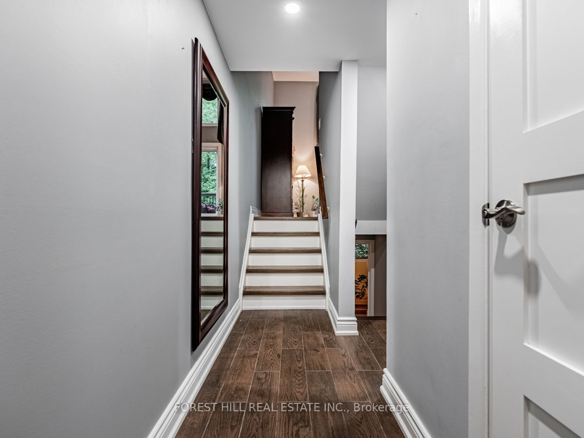 3175 Kirwin Ave, #77