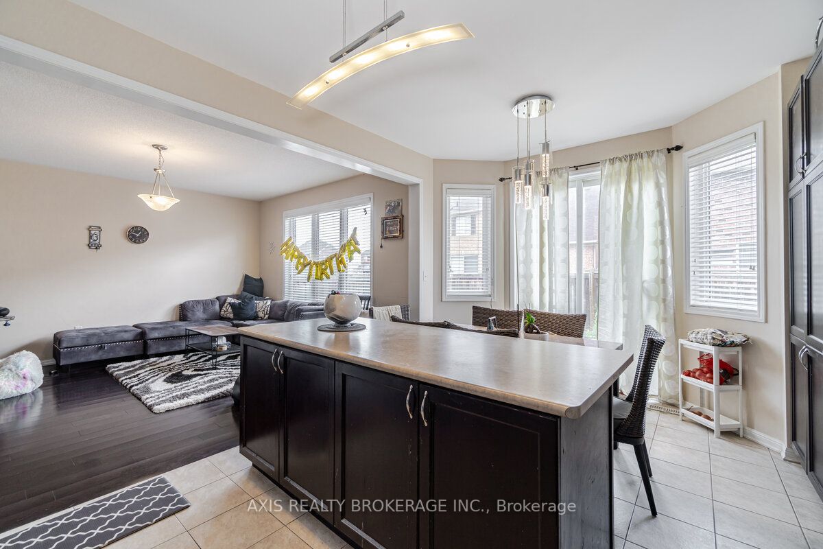 Listing W6166004 - Large Photo # 15