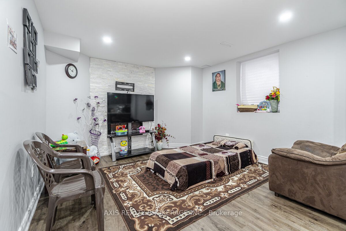 Listing W6166004 - Large Photo # 34