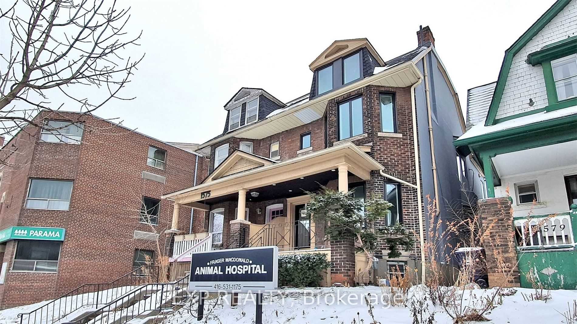 1577 Bloor St W