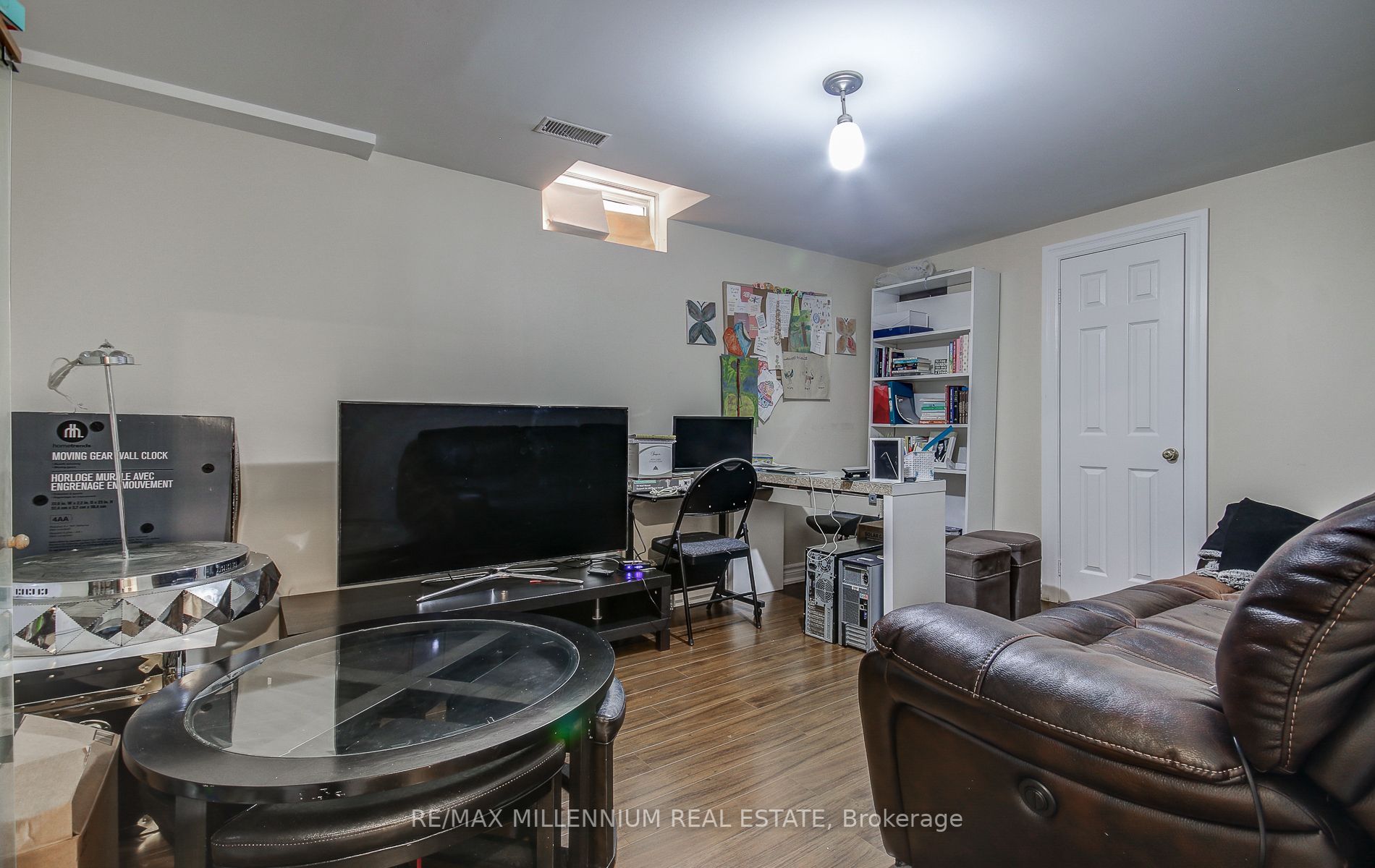 47 Burgby Ave