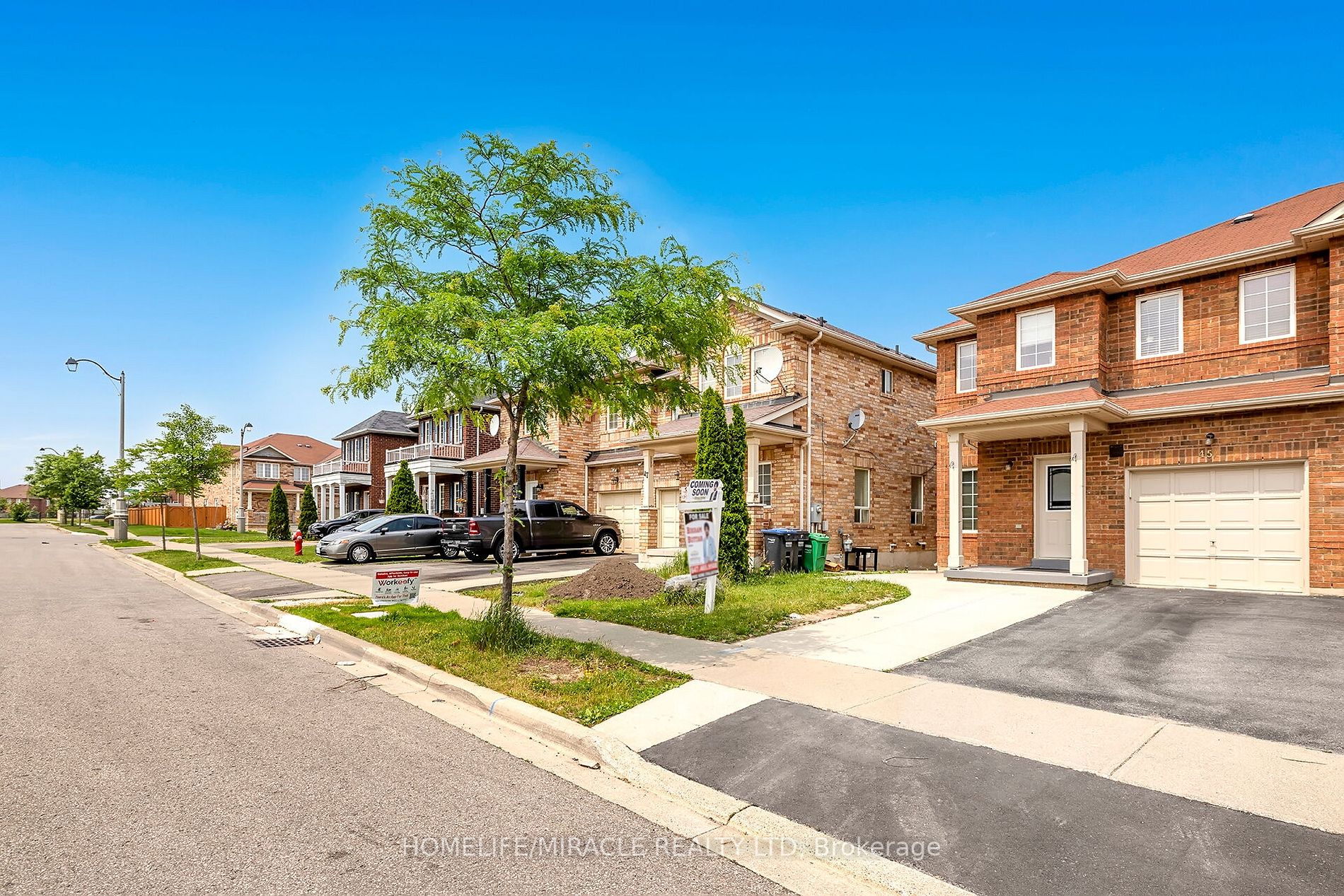 45 Commodore Dr