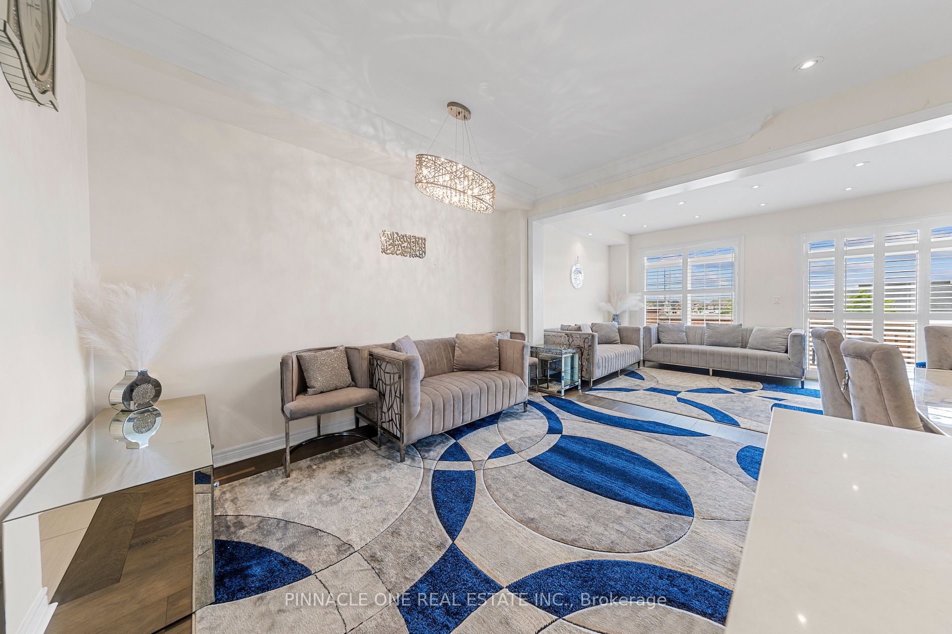 142 Sky Harbour Dr