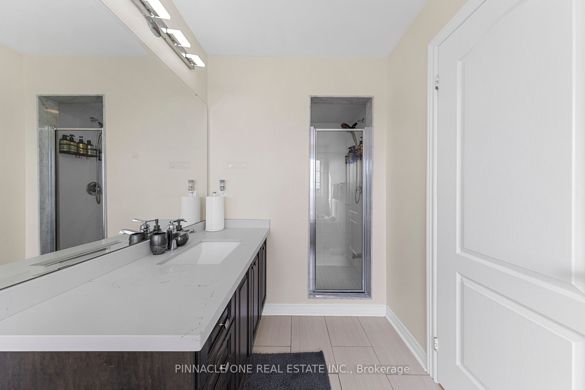 142 Sky Harbour Dr