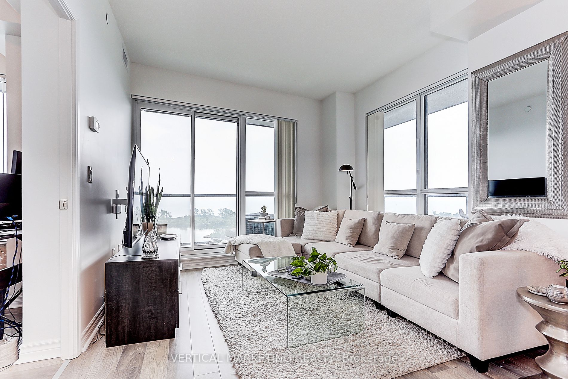 39 Annie Craig Drive, #1416