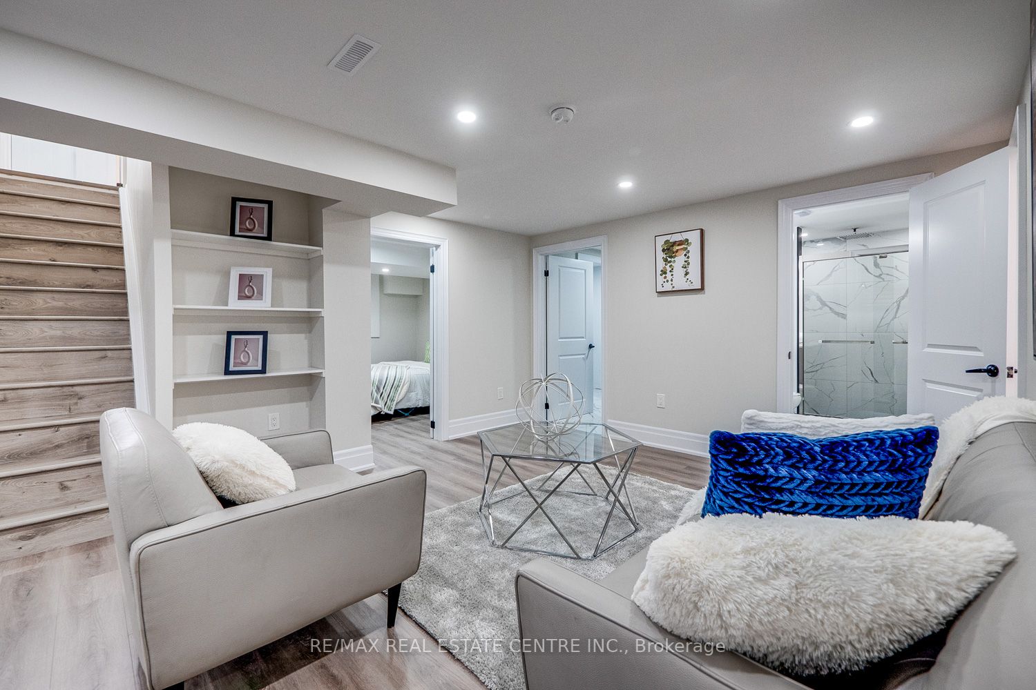 487 Ettridge Court
