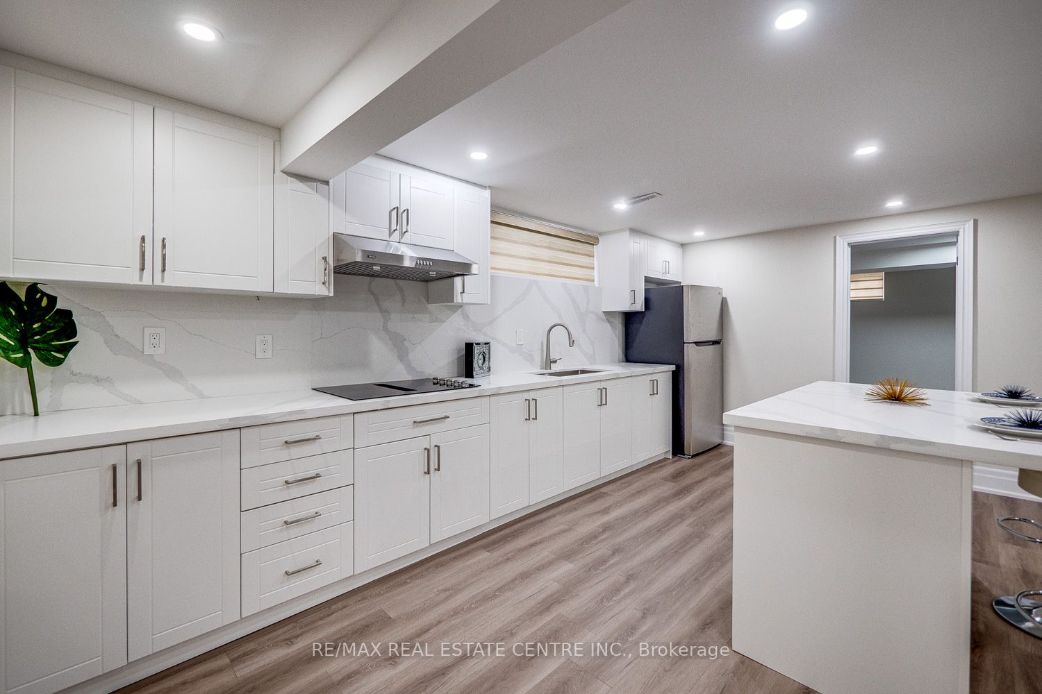 487 Ettridge Court