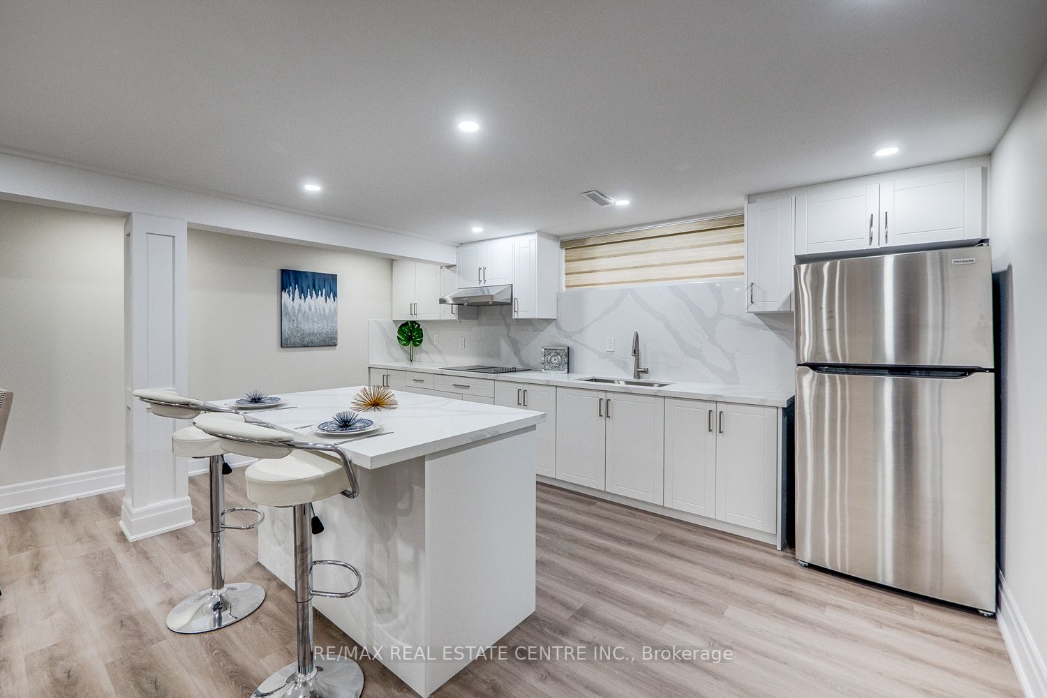 487 Ettridge Court
