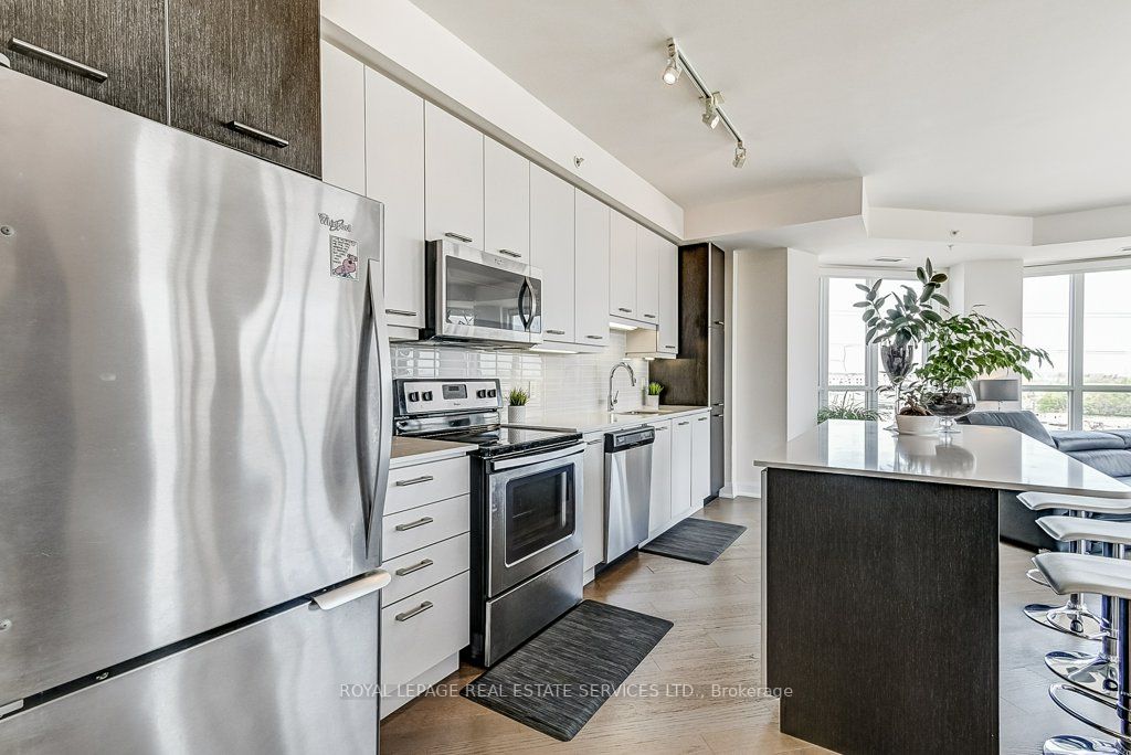 2480 Prince Michael Dr, #421