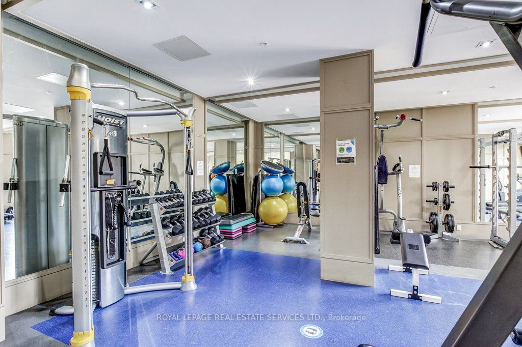 2480 Prince Michael Dr, #421