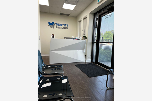 9037 Derry Rd, Milton