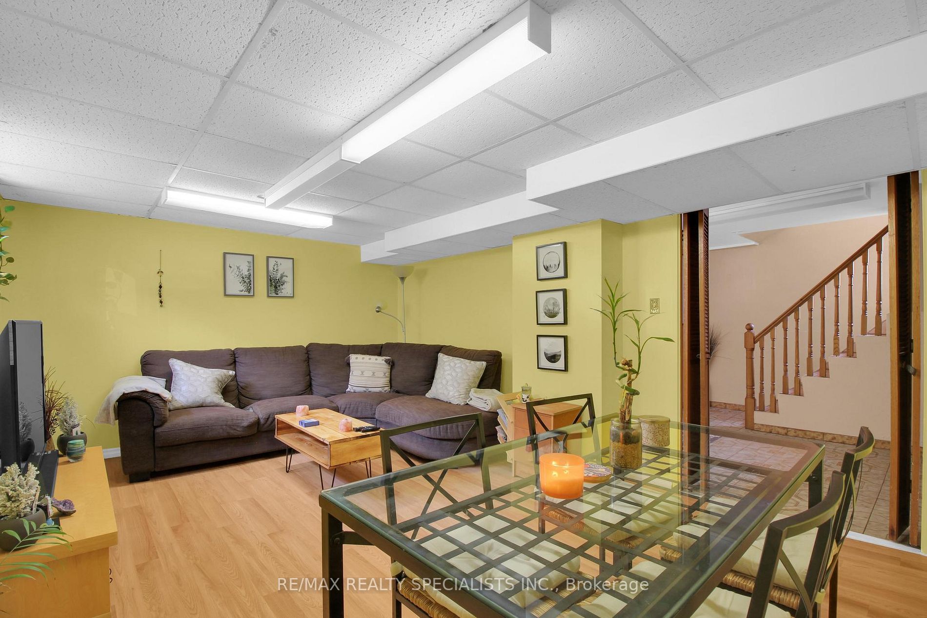 27 Garratt Blvd