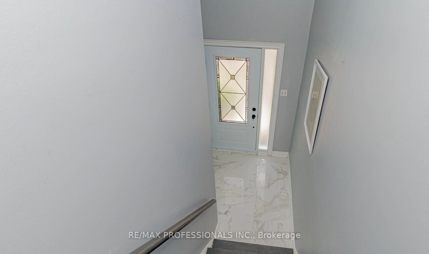 8 Norbrook Cres