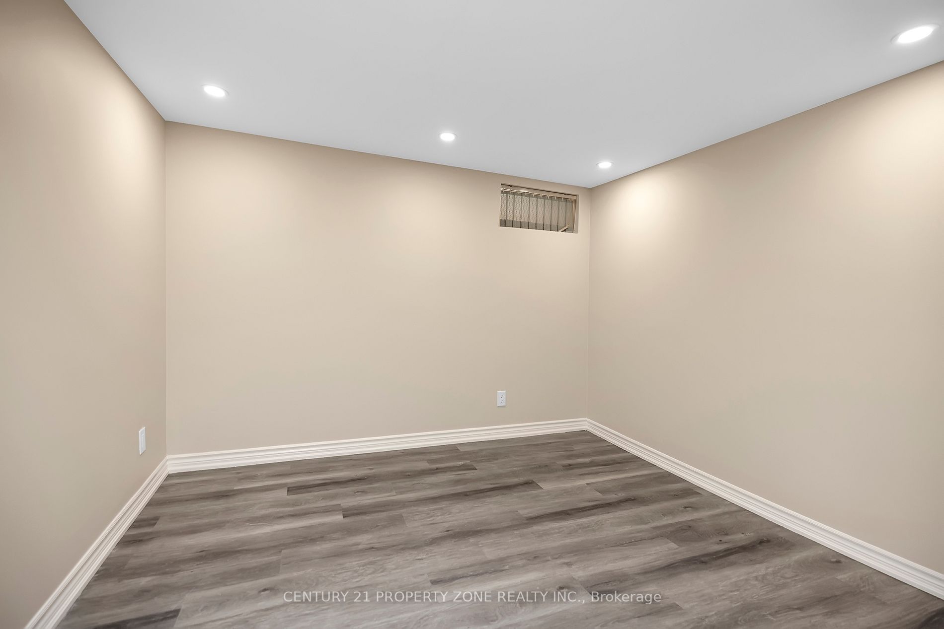 58 Schubert Cres