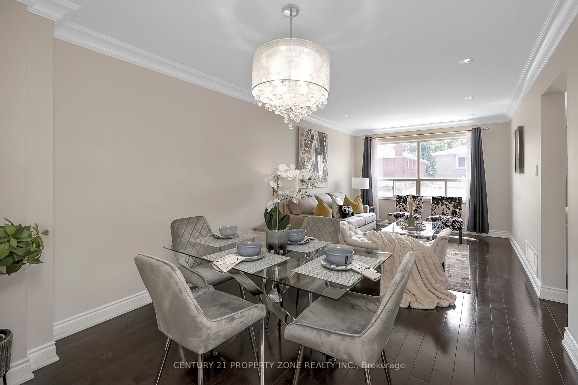 58 Schubert Cres
