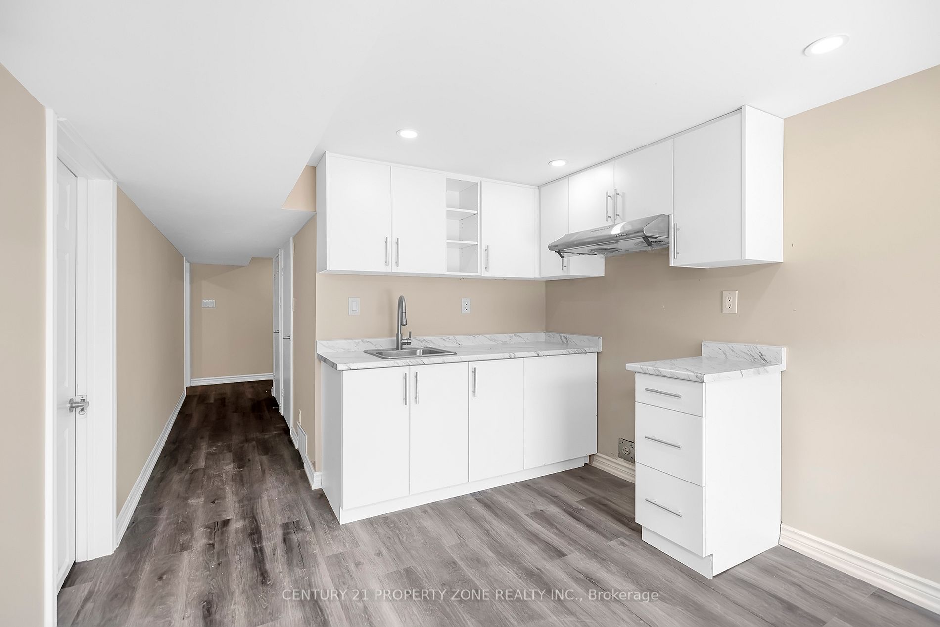 58 Schubert Cres