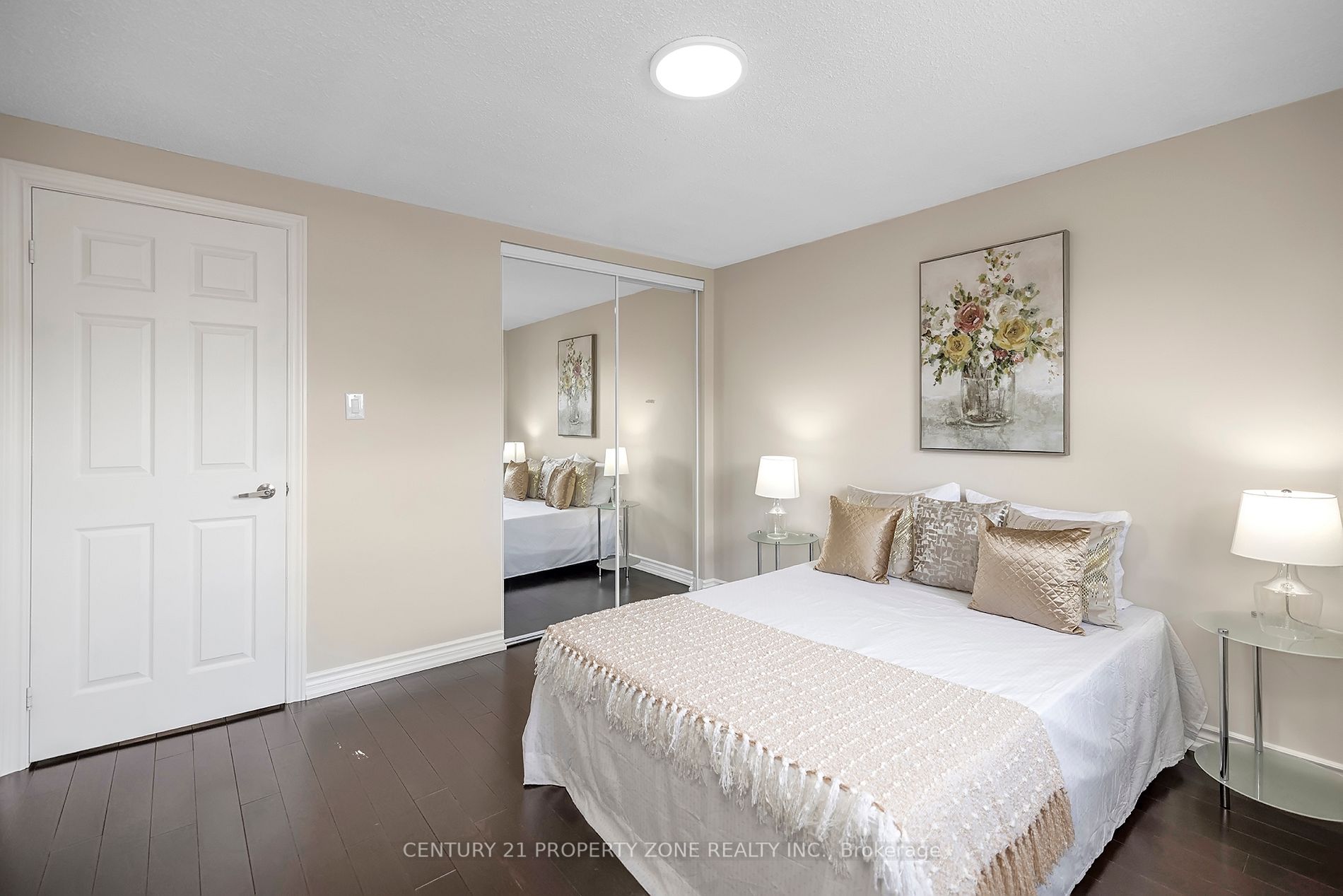 58 Schubert Cres