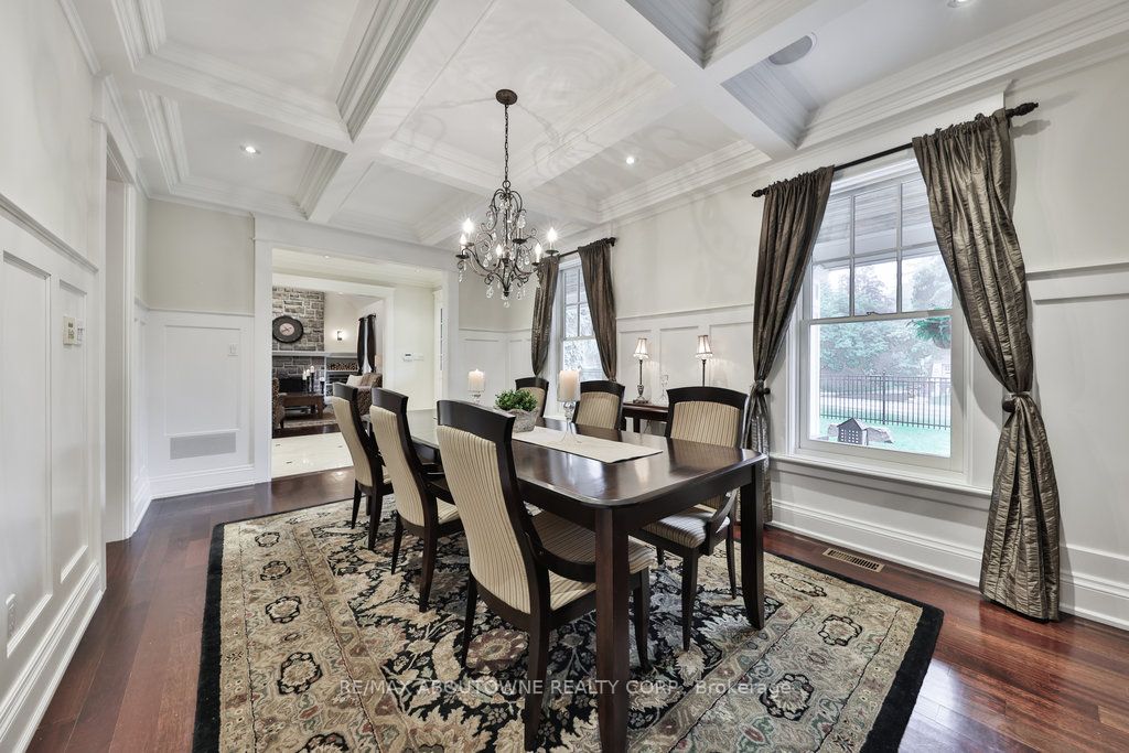 80 Cox Dr