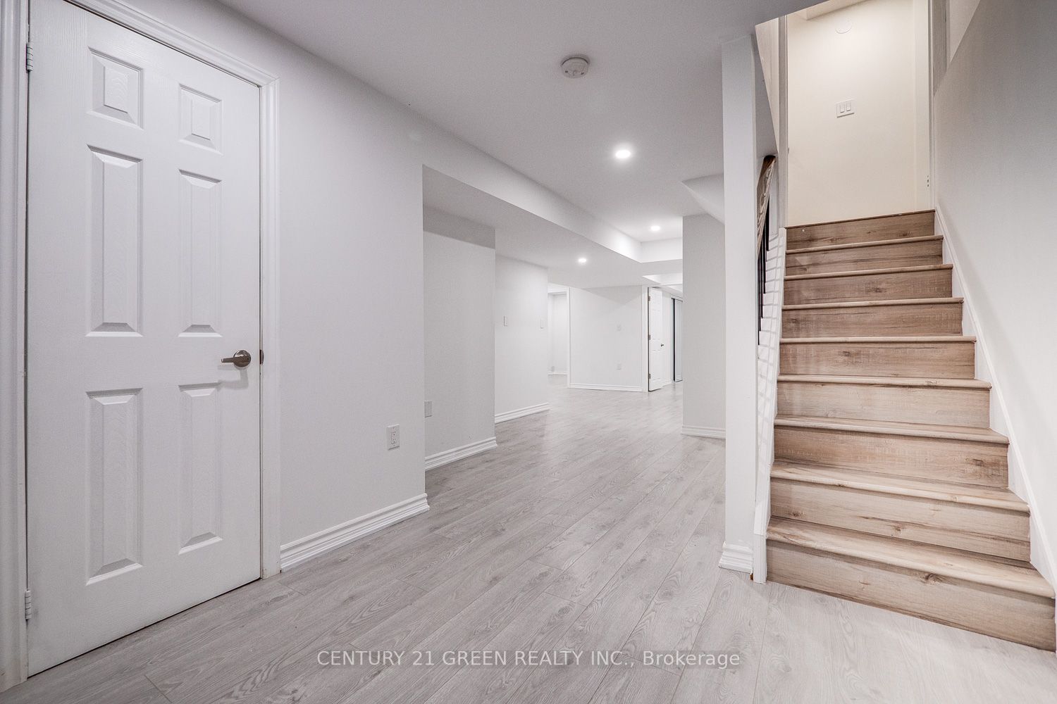 255 Fasken Court