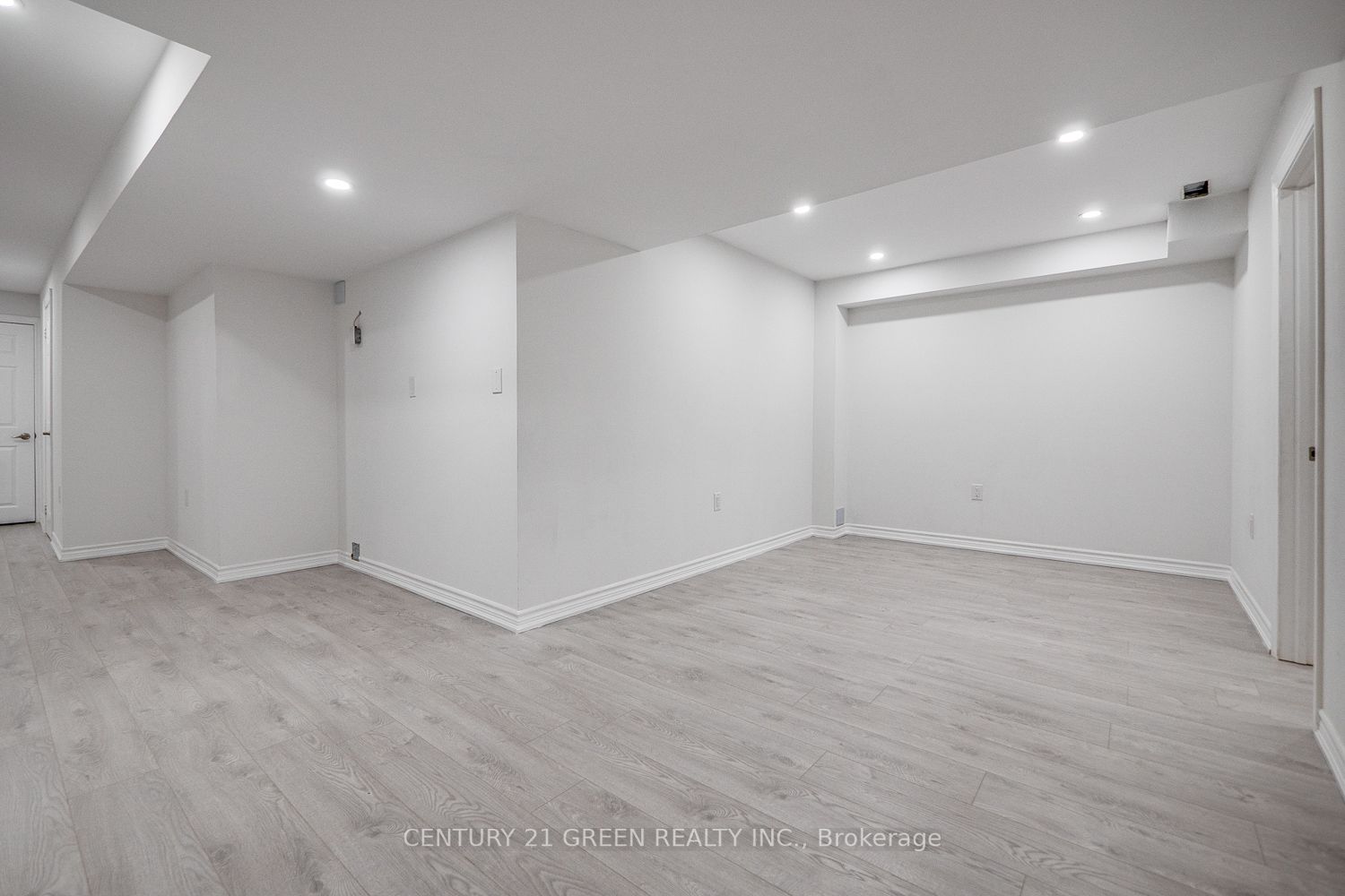 255 Fasken Court