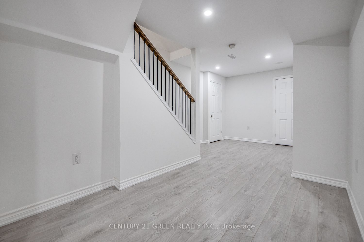 255 Fasken Court