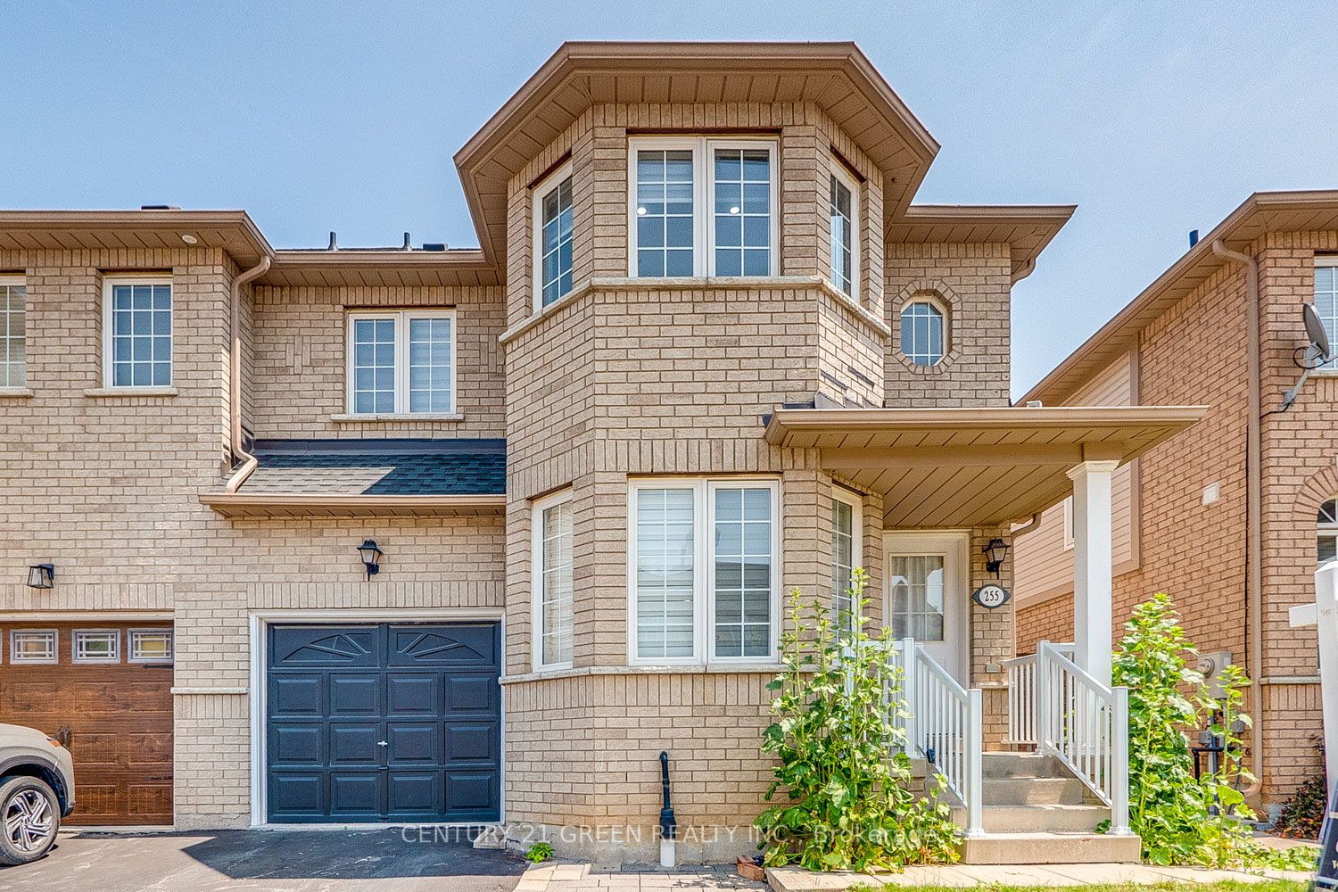 255 Fasken Court