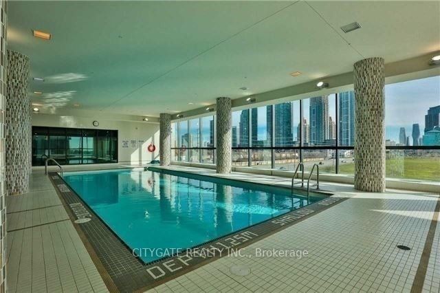 17 Zorra St, #1607