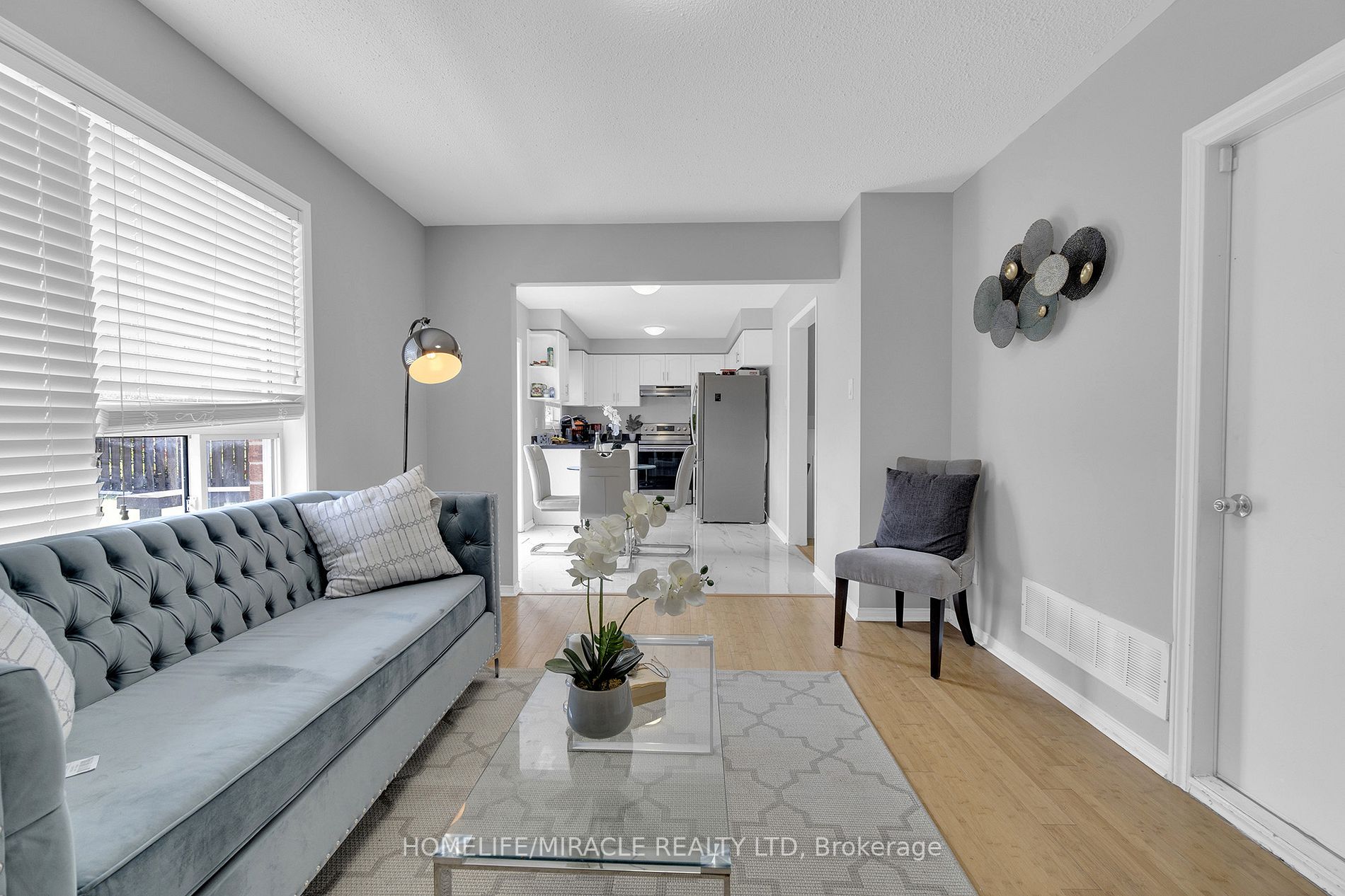 25 Red Clover Rd
