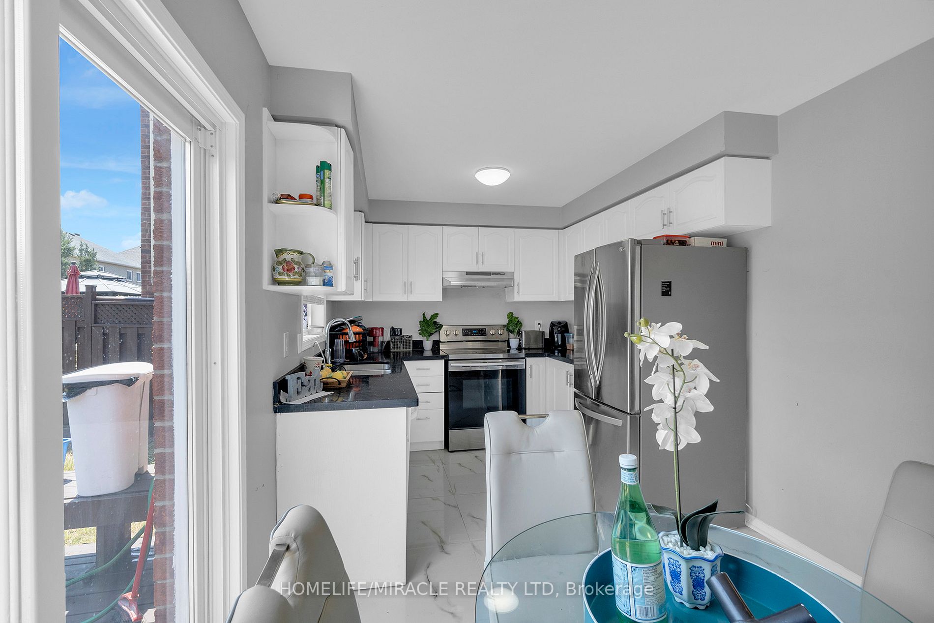 25 Red Clover Rd