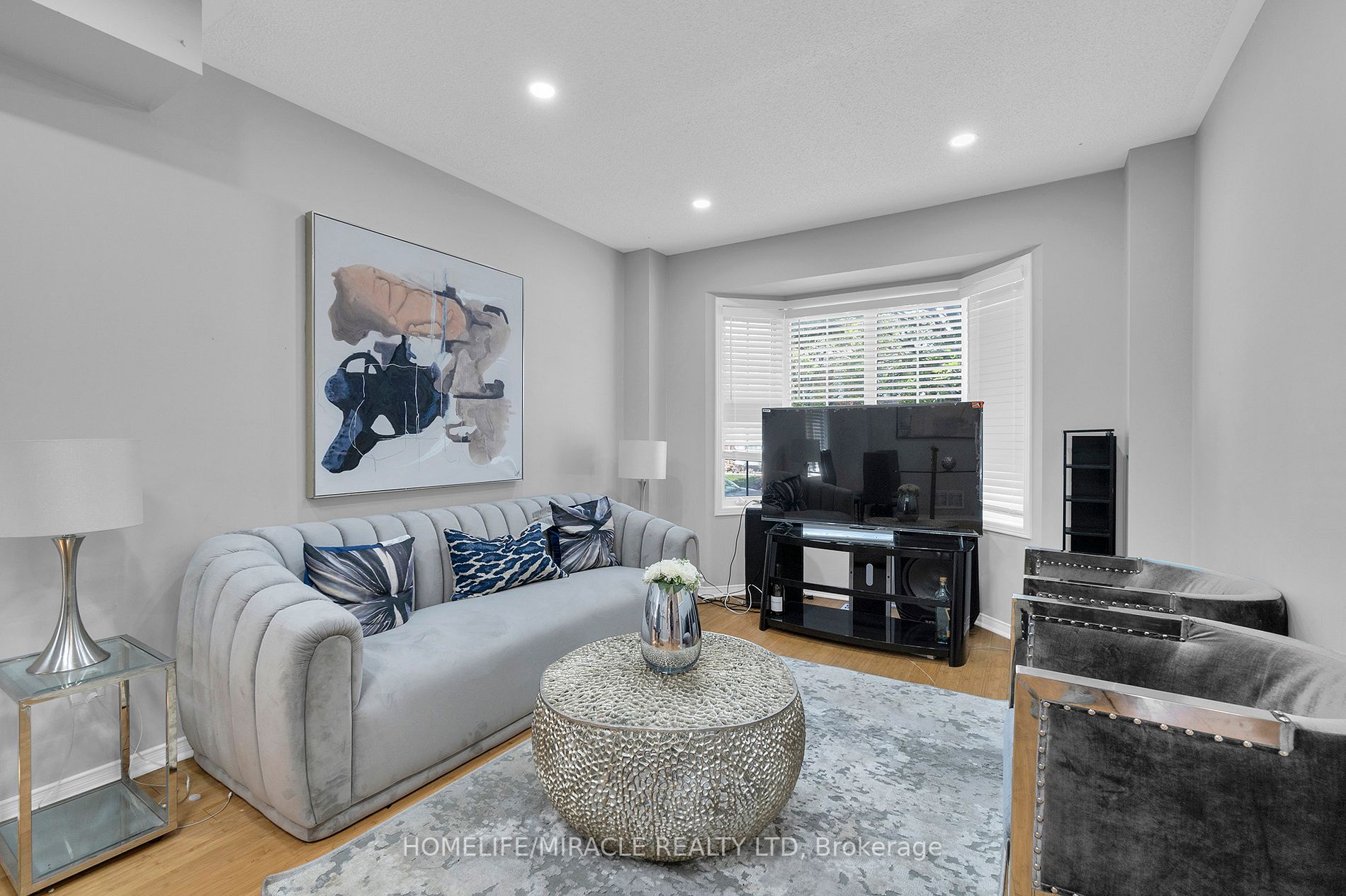 25 Red Clover Rd