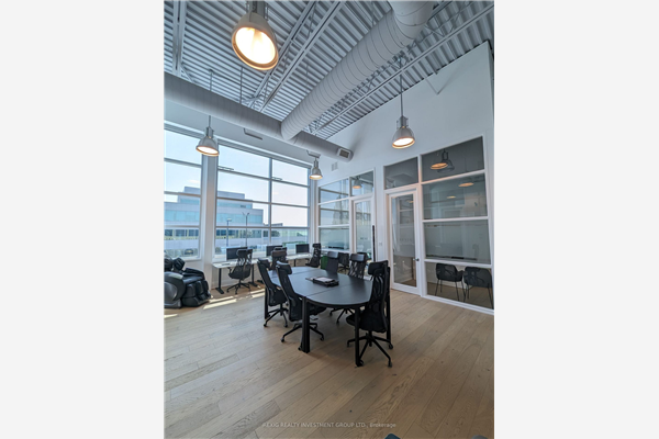2380 Bristol Circ, Oakville