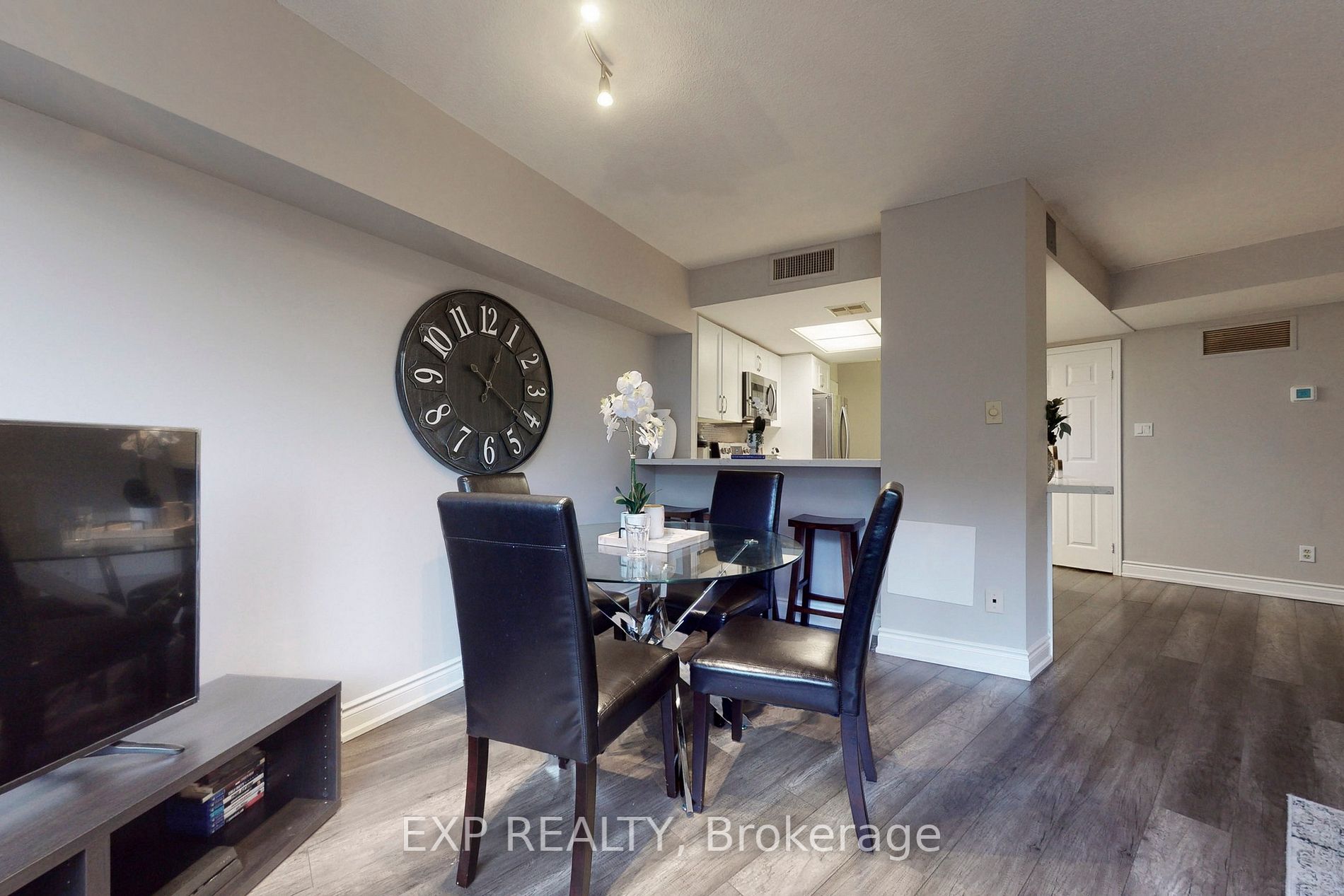 Listing W6178668 - Large Photo # 15