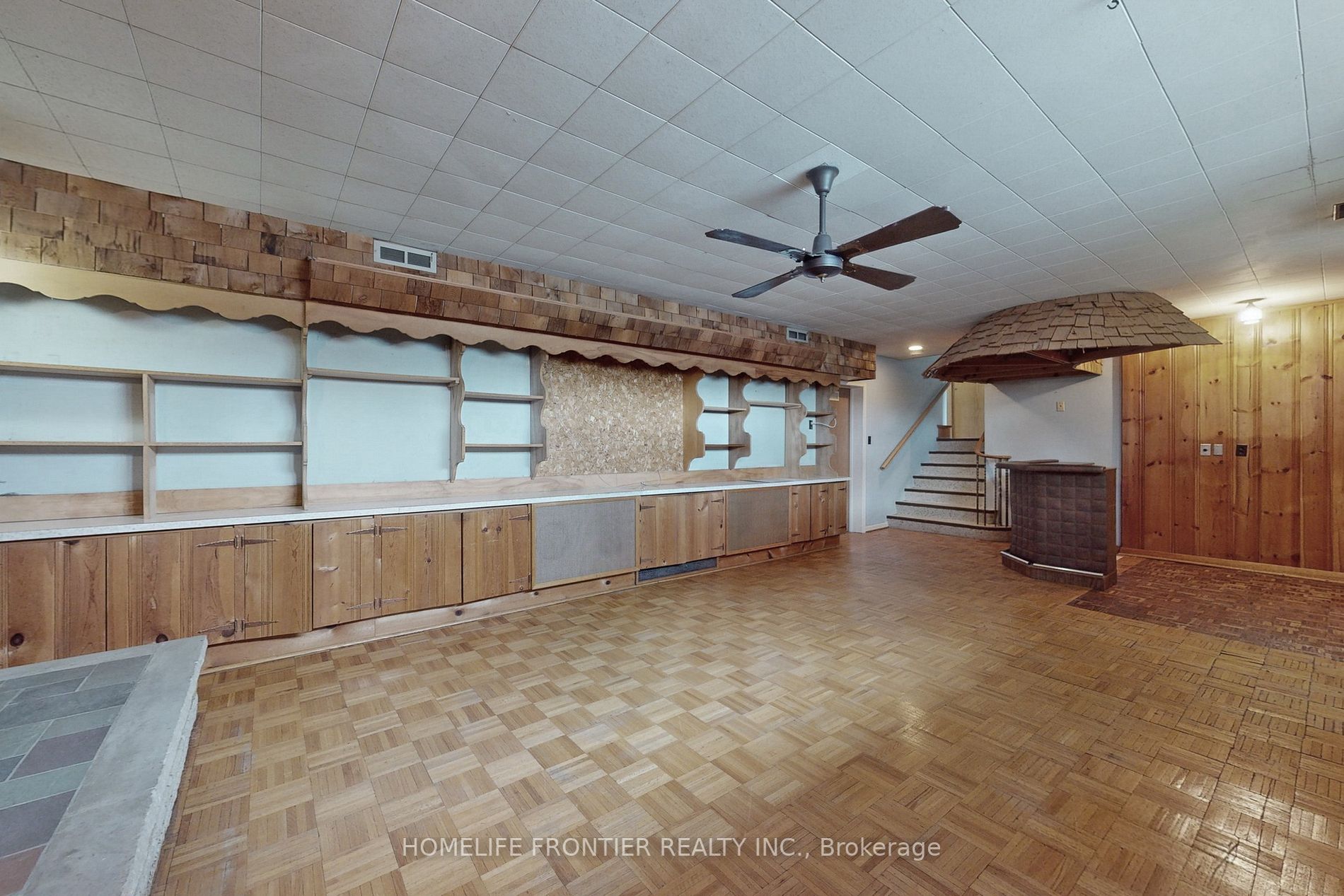 419 Martin Grove Rd